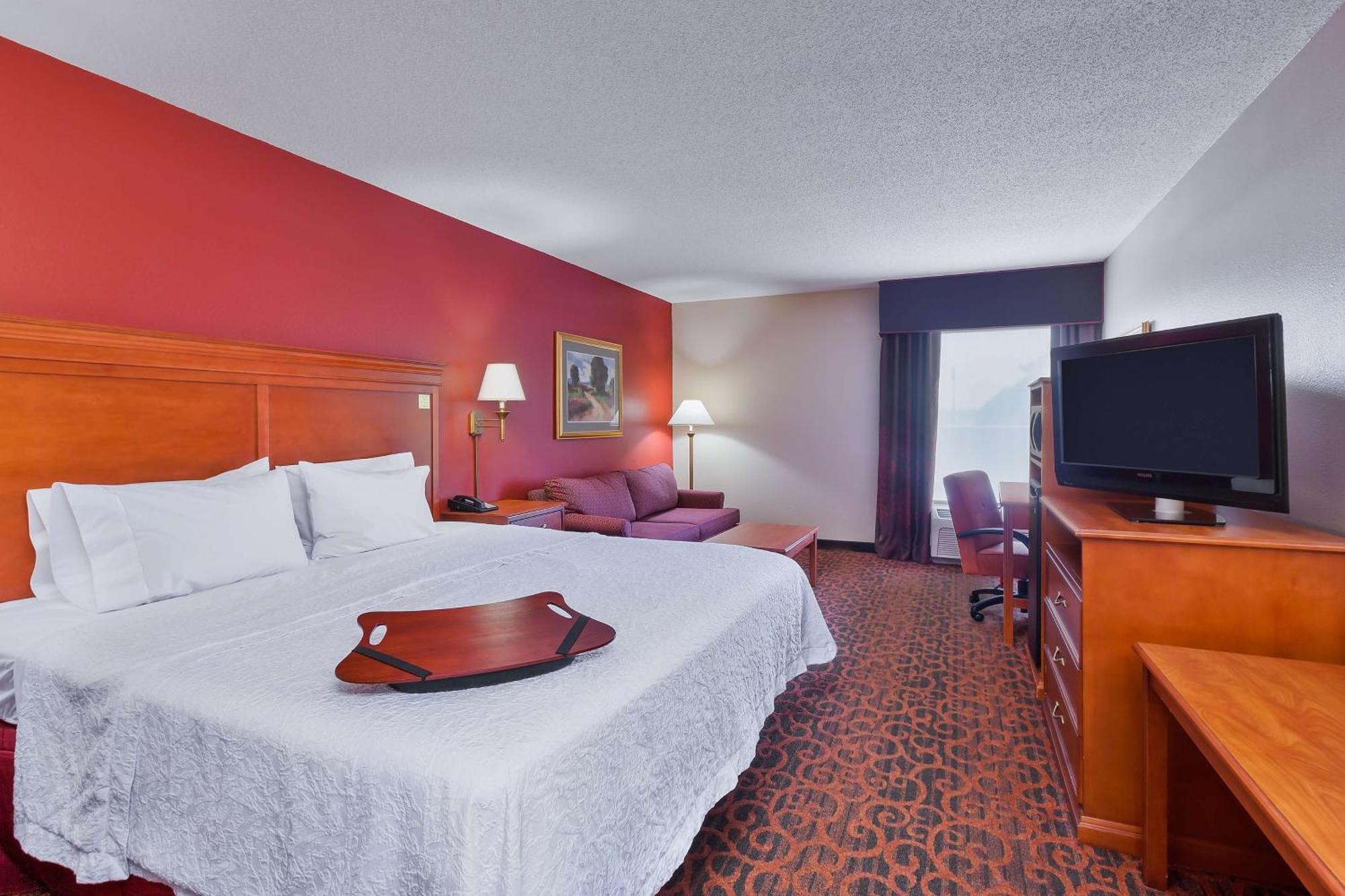 Hampton Inn Marion Bagian luar foto